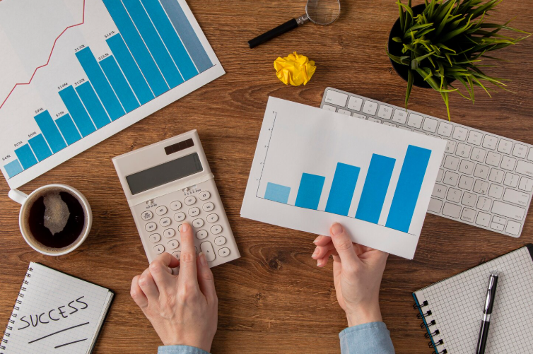 Serviços Contábeis: Além do Burocrático, um Guia para o Sucesso Financeiro Digital